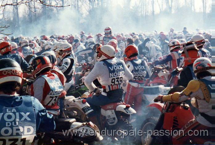 002 11eme TOUQUET 18 fev 85  PARC FERME depart.jpg